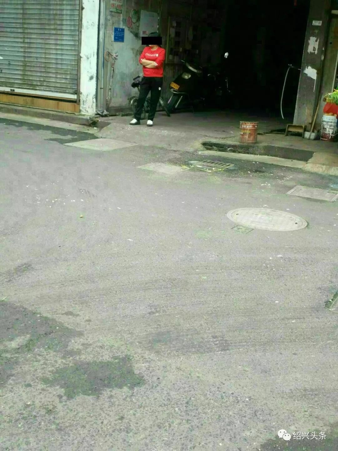 警惕色情场所风险，远离低俗文化陷阱，尊重法律与道德，倡导健康社交